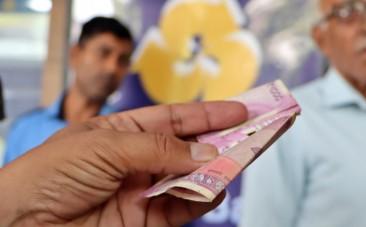 The Reserve Bank of India has announced withdrawal of Rs 2,000 currency notes from circulation, and existing notes in circulation can either be deposited in bank accounts or exchanged by September 30