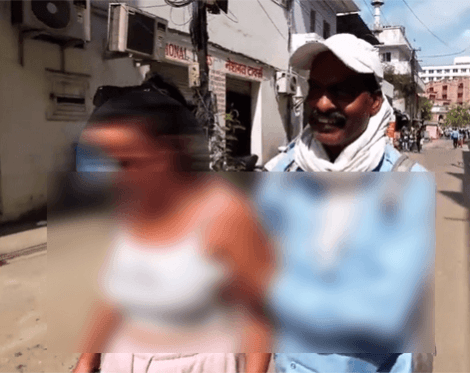 Video of foreign woman being touched inappropriately in Jaipur surfaces, police search for auto driver Video of foreign woman being touched inappropriately in Jaipur surfaces, police search for auto driver