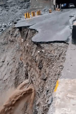 portion of jammu-srinagar national highway