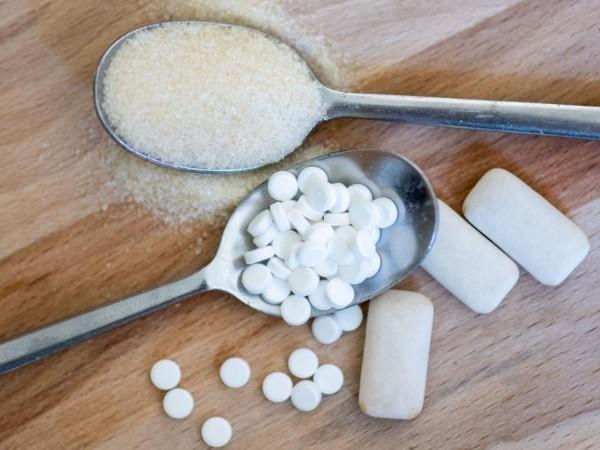 Doctors Advise People Using Aspartame Not To Panic Doctors Advise People Using Aspartame Not To Panic
