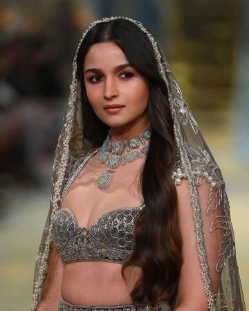 Alia