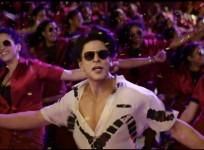 SRK WITH pRIYAMANI AND sANAYA
