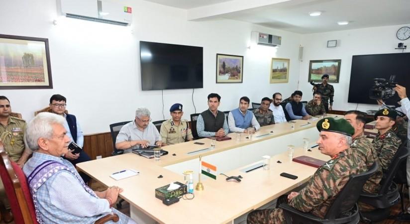 Army to hand over 139.04 acres of land situated in J&K's Srinagar to administration Army to hand over 139.04 acres of land situated in J&K's Srinagar to administration