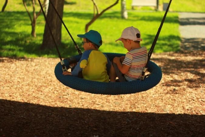 Infant formula, fizzy drinks in babies may raise early obesity risk Infant formula, fizzy drinks in babies may raise early obesity risk