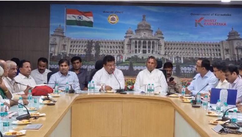 Farmers near Bengaluru int'l airport oppose land acquisition, state govt to call another meeting land