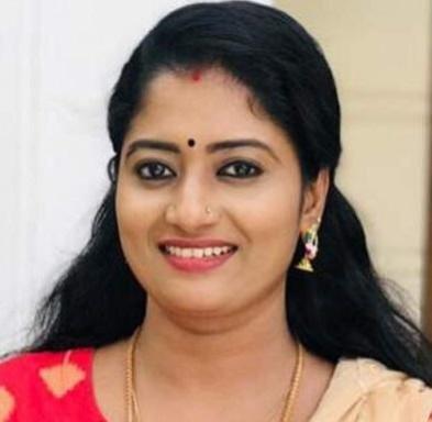 Popular Malayalam Actor Renjusha Menon Found Dead In Her Hom Popular Malayalam Actor Renjusha Menon Found Dead In Her Hom