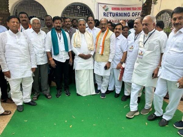 Siddaramaiah Asks KCR To Visit Karnataka To See Implementation Of 5 Guarantees Siddaramaiah Asks KCR To Visit Karnataka To See Implementation Of 5 Guarantees
