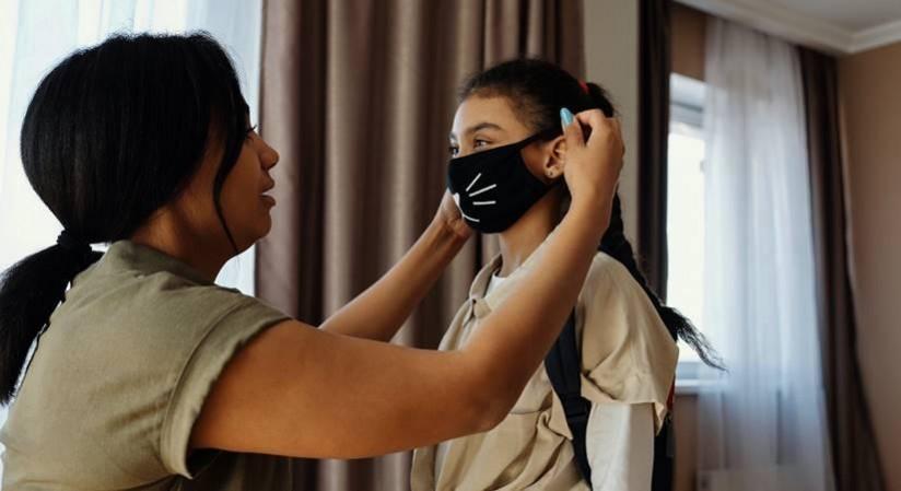 Health experts noted that poor air quality can force people to stay indoors and decrease physical activity levels Air Pollution And Respiratory Problems During Diwali