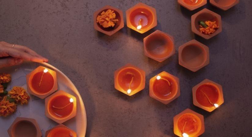 On Diwali many shopkeepers indicated that online sales are also impacting retail sales Diwali