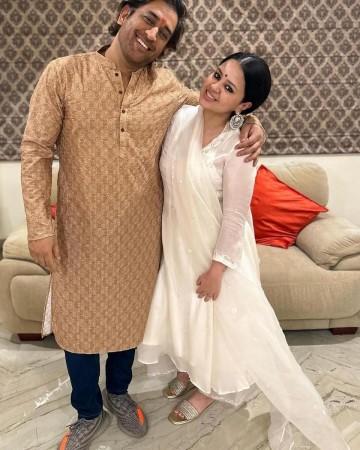 Dhoni and Sakshi