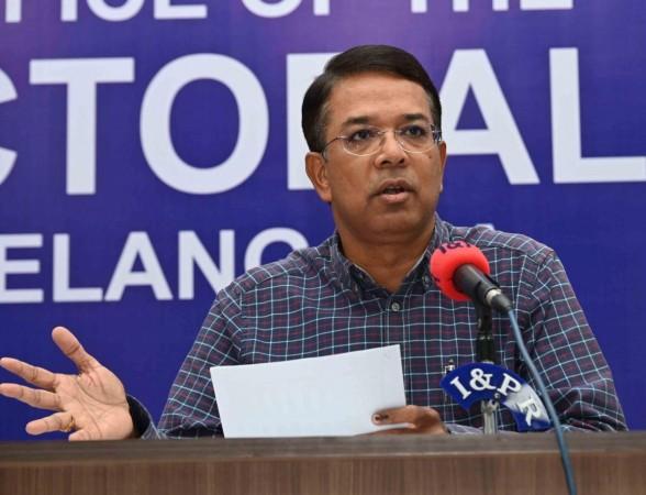 Telangana poll percentage goes up further to 71.23, CEO assures to clear air Telangana poll percentage goes up further to 71.23, CEO assures to clear air