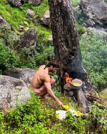 vidyut pics