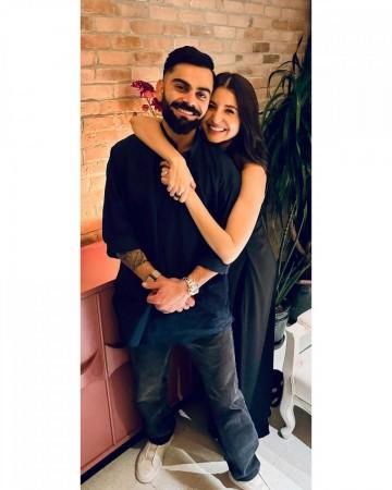 virat and Anushka