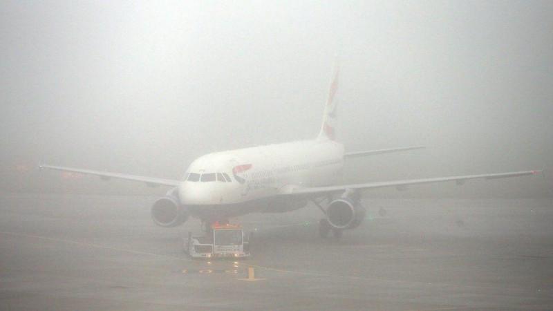 Flight disruptions continue amid India-Pak tensions delhi fog