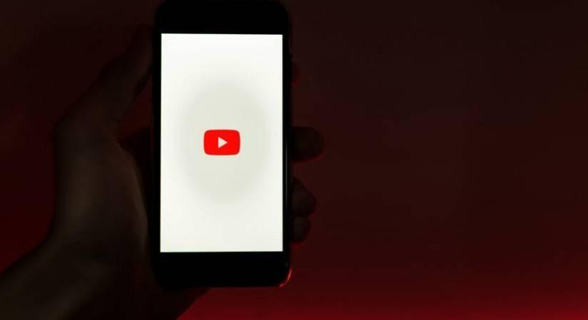 New ways to create and earn on social media New ways to create and earn on social media