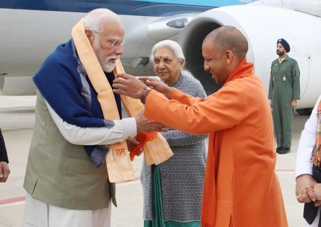 Ayodhya: Prime Minister Narendra Modi Is Received By Uttar Pradesh Governor Anandiben Patel And Chief Minister Yogi Adityanath Upon His Arrival modi, Yogi Adityanath