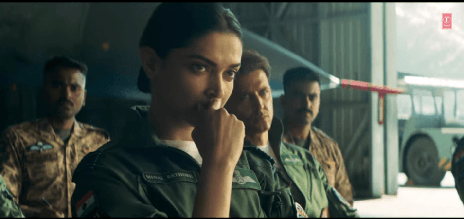 Fighter Song Heer Aasmani: Hrithik Roshan-Deepika Padukone Fighter Song Heer Aasmani: Hrithik Roshan-Deepika Padukone