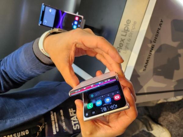 Samsung's dual-folding display gives glimpse of next Galaxy Z Flip