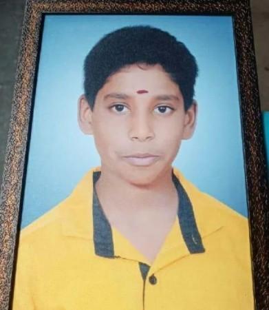 Boy In Coma For 6 Yrs Dies In K'taka, Parents Demand Action Against Doctor Boy In Coma For 6 Yrs Dies In K'taka, Parents Demand Action Against Doctor