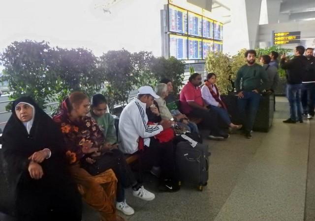 Despite 'War Rooms' Delhi airport chaos continues, over 90 flights delayed Despite 'War Rooms' Delhi airport chaos continues, over 90 flights delayed