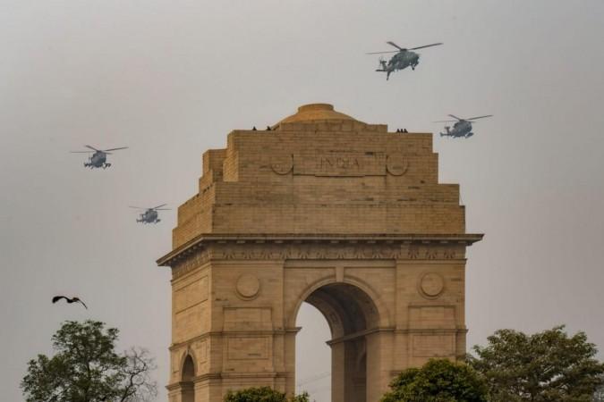 R-Day flypast spectacle: 54 aircraft including Rafale, Sukhoi, Jaguar & Tejas roar skies R-Day flypast spectacle: 54 aircraft including Rafale, Sukhoi, Jaguar & Tejas roar skies