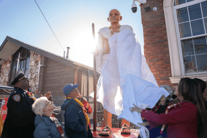 NYC Mayor Unveils Gandhi Statue Outside Hindu Temple After 2022 Vandalism Incidents NYC Mayor Unveils Gandhi Statue Outside Hindu Temple After 2022 Vandalism Incidents