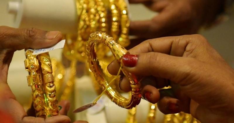 Gold Conflicts Gold prices skyrocket amid Middle East tensions as Iran-Israeli War ...