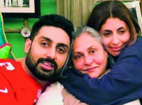 Abhishek, Jaya, Shweta Bachchan