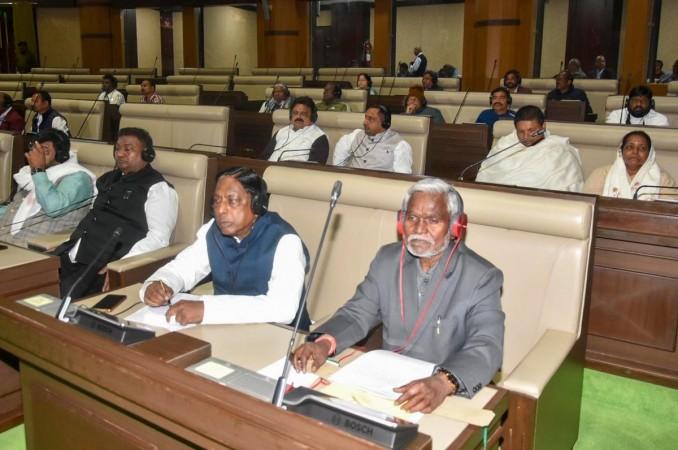 Champai soren govt wins trust vote