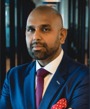 Indian-origin tech executive dies after assault outside US restaurant Indian-origin tech executive dies after assault outside US restaurant