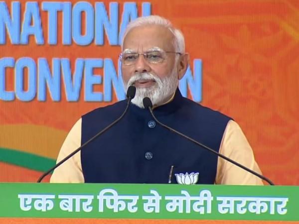 PM Modi's Poll Mantra To BJP Leaders: Next 100 Days Crucial, Win Every One's Trust PM Modi's Poll Mantra To BJP Leaders: Next 100 Days Crucial, Win Every One's Trust