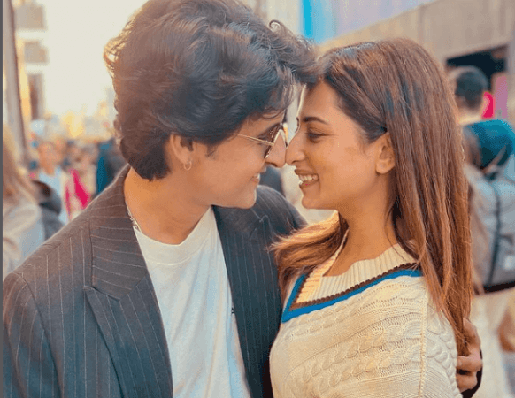 Sargun Mehta, Ravi Dubey Sargun Mehta, Ravi Dubey