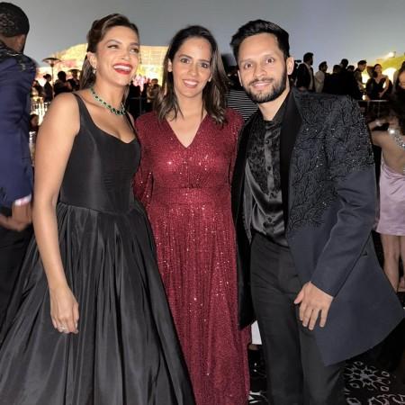 Deepika with Sania Nehwal Deepika with Sania Nehwal