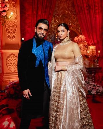 Ranveer and Deepika grooved to Galla Goodiyan from Deepika and Ranveer