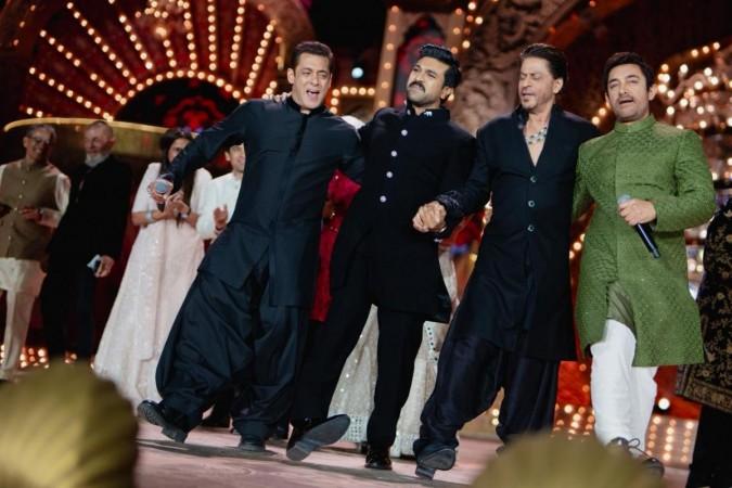 ram charan with Aamir Khan, Salman khan and SRK dance on Naatu Naatu ram charan with Aamir Khan, Salman khan and SRK dance on Naatu Naatu