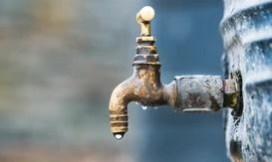 Facing Water Crisis, B'luru Civic Agency Prohibits 'Misuse', To Fine Rs 5,000 Facing Water Crisis, B'luru Civic Agency Prohibits 'Misuse', To Fine Rs 5,000