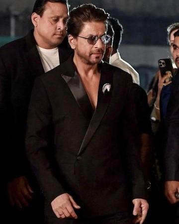 srk at zee cine awards srk at zee cine awards