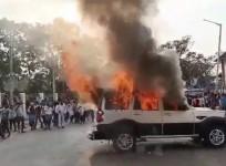 Byadgi chilli prices crash, farmers go on rampage in Karnataka's Haveri