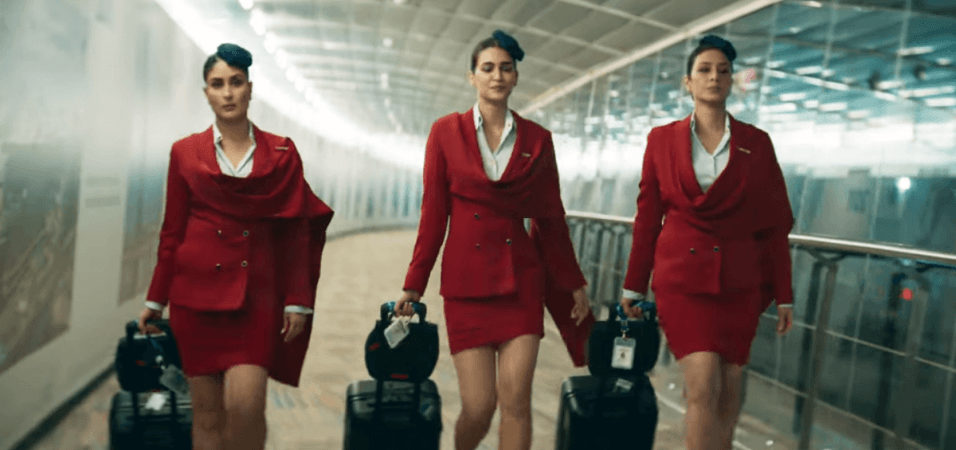 Crew song Ghagra: Kareena Kapoor Khan, Kriti Sanon and Tabu party like there's no tomorrow Crew song Ghagra: Kareena Kapoor Khan, Kriti Sanon and Tabu party like there's no tomorrow