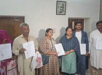 Six Pak migrants get Indian citizenship in Jaipur