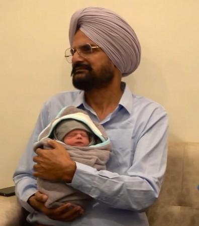 Did Sidhu Moosewala's mother welcome twins? Late singer's father shares update about wife Charan Kaur's pregnancy Did Sidhu Moosewala's mother welcome twins? Late singer's father shares update about wife Charan Kaur's pregnancy