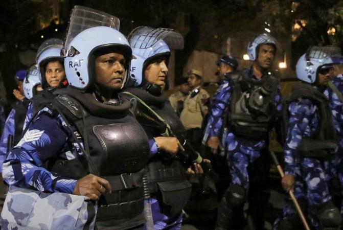 New Delhi: Security Personnel Deployed Outside The Residence Of Delhi Chief Minister Arvind Kejriwal New Delhi: Security Personnel Deployed Outside The Residence Of Delhi Chief Minister Arvind Kejriwal