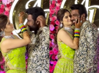 Arti Singh, Dipak Chauhan