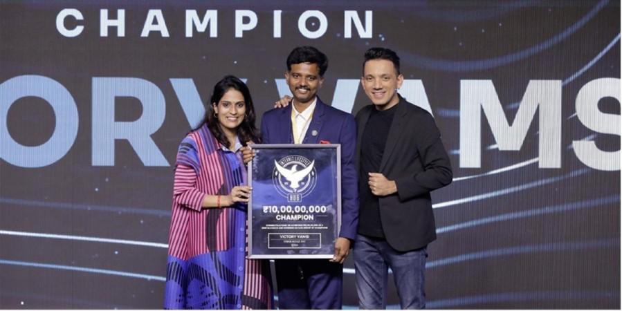 Vamsi Krishna Honored as a 'Ten Crore Champion' at Freedom Business ...