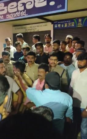 K'taka police station attack: 25 arrested, 30 detained K'taka police station attack: 25 arrested, 30 detained