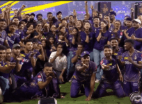 KKR celebrating IPL win with flying kiss