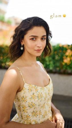Alia Bhatt shares cute pic of Ranbir with Raha, Alia Bhatt shares cute pic of Ranbir with Raha,