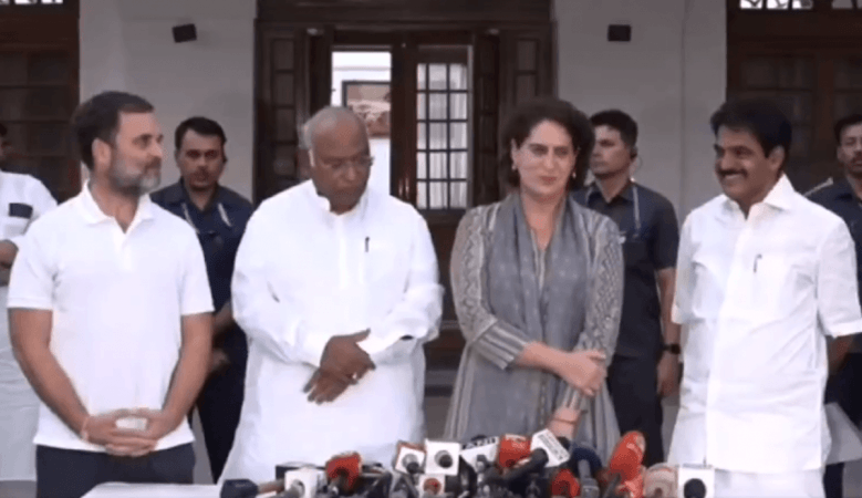 Rahul opts for Raebareli, Priyanka pushed to contest from Wayanad