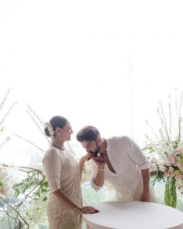 Sonakshi wore her mom's Poonam Sinha 44 years ago vintage saree for civil wedding