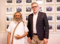 Art of Living founder Gurudev Sri Sri Ravi Shankar was received by Iceland's Prime Minister Bjarni Benediktsson in Reykjavik